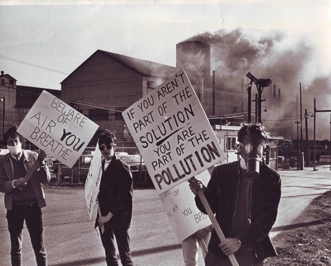 Land, Water, Air and Freedom. The Making of World Movements for Environmental Justice